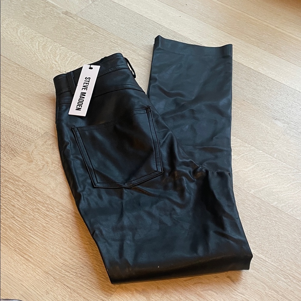 NWT Steve Madden woman’s faux leather Jean style black - Picture 6 of 8